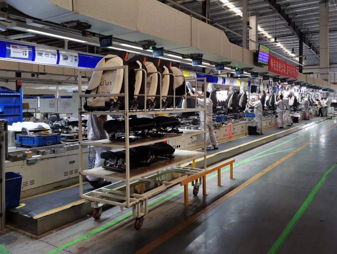 綠色鴻泰進行時 | 東風延鋒汽車座椅智能工廠實現逆周期增長